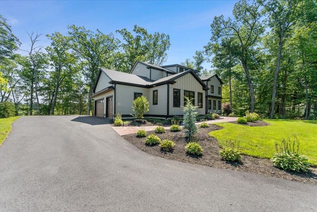 5 Swan View Common Drive, Northborough, MA 01532