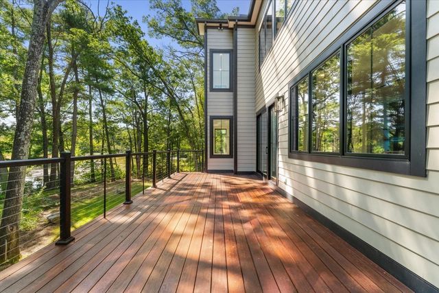 5 Swan View Common Drive, Northborough, MA 01532