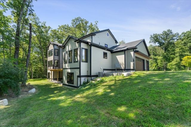 5 Swan View Common Drive, Northborough, MA 01532