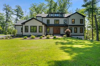 5 Swan View Common Drive, Northborough, MA 01532