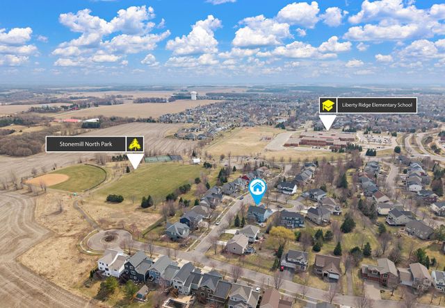 2454 Sandstone Place, Woodbury, MN 55129