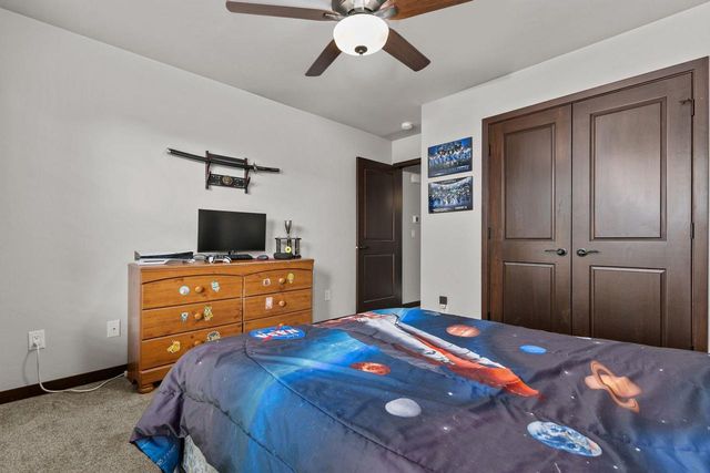 2818 W HIDDEN PINE DRIVE, Appleton, WI 54913