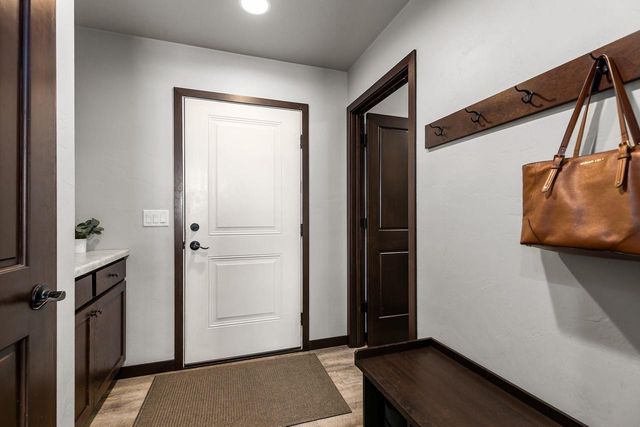 2818 W HIDDEN PINE DRIVE, Appleton, WI 54913