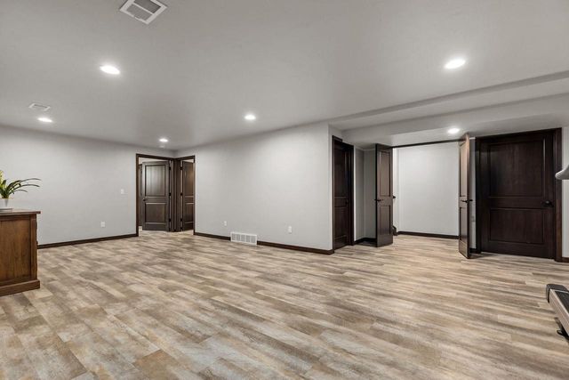 2818 W HIDDEN PINE DRIVE, Appleton, WI 54913