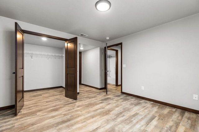 2818 W HIDDEN PINE DRIVE, Appleton, WI 54913