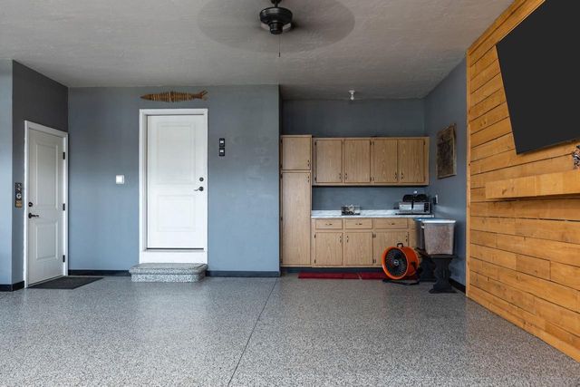 2818 W HIDDEN PINE DRIVE, Appleton, WI 54913