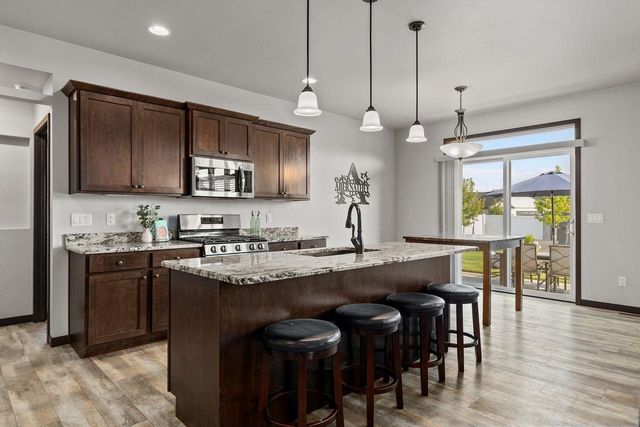 2818 W HIDDEN PINE DRIVE, Appleton, WI 54913