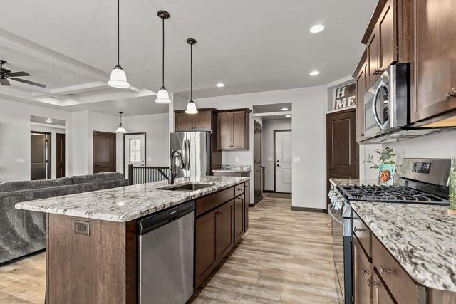 2818 W HIDDEN PINE DRIVE, Appleton, WI 54913