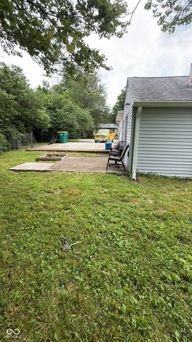 16 Glenda Drive, Plainfield, IN 46168