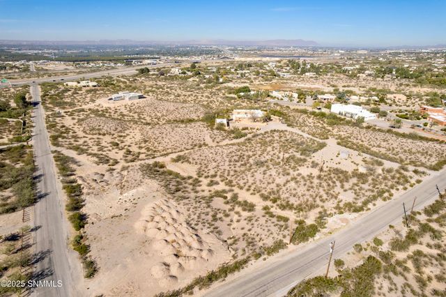 5452 Eagle Pass Road, Las Cruces, NM 88011