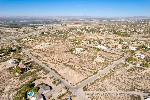 5452 Eagle Pass Road, Las Cruces, NM 88011