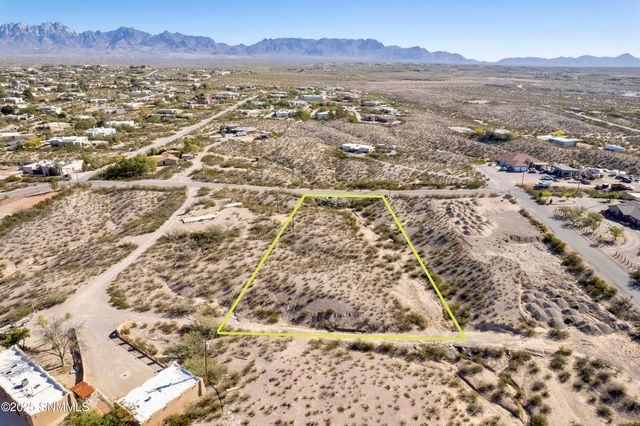 5452 Eagle Pass Road, Las Cruces, NM 88011