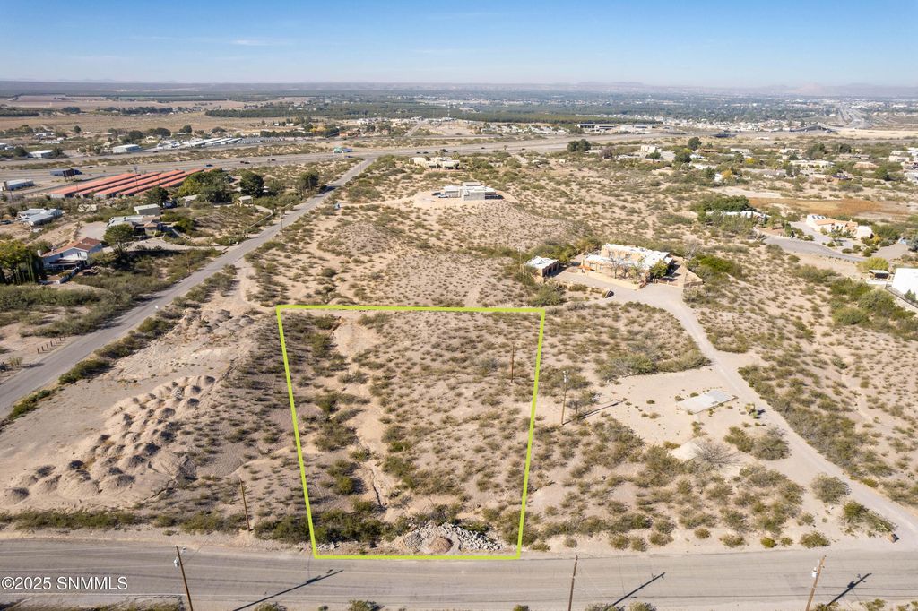5452 Eagle Pass Road, Las Cruces, NM 88011