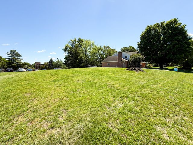 430 N Fort Thomas Avenue, Fort Thomas, KY 41075