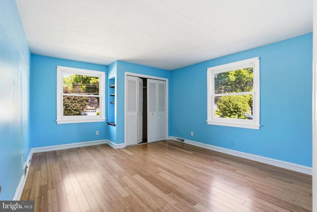 314 S LIPPINCOTT AVE, Maple Shade, NJ 08052