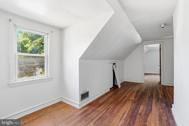 314 S LIPPINCOTT AVE, Maple Shade, NJ 08052