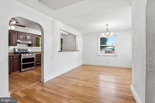 314 S LIPPINCOTT AVE, Maple Shade, NJ 08052