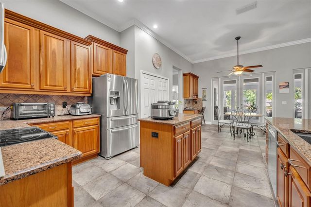 419 E BLUE WATER EDGE DRIVE, Eustis, FL 32736