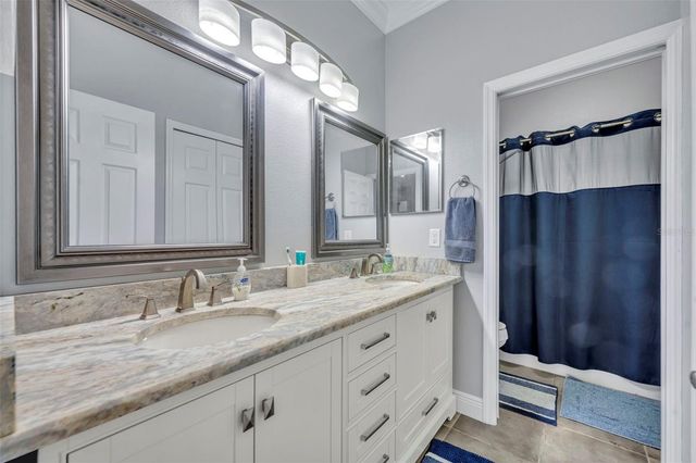 419 E BLUE WATER EDGE DRIVE, Eustis, FL 32736