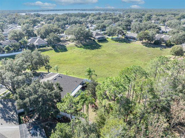 419 E BLUE WATER EDGE DRIVE, Eustis, FL 32736