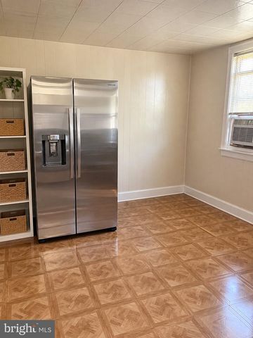 4052 M ST, Philadelphia, PA 19124