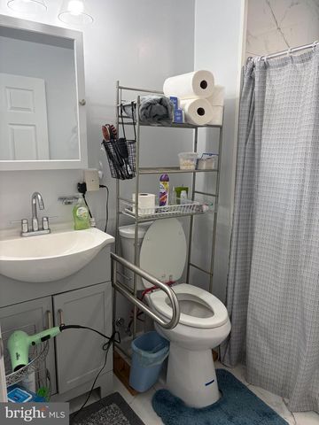 4052 M ST, Philadelphia, PA 19124