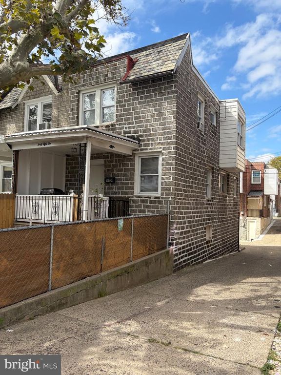 4052 M ST, Philadelphia, PA 19124
