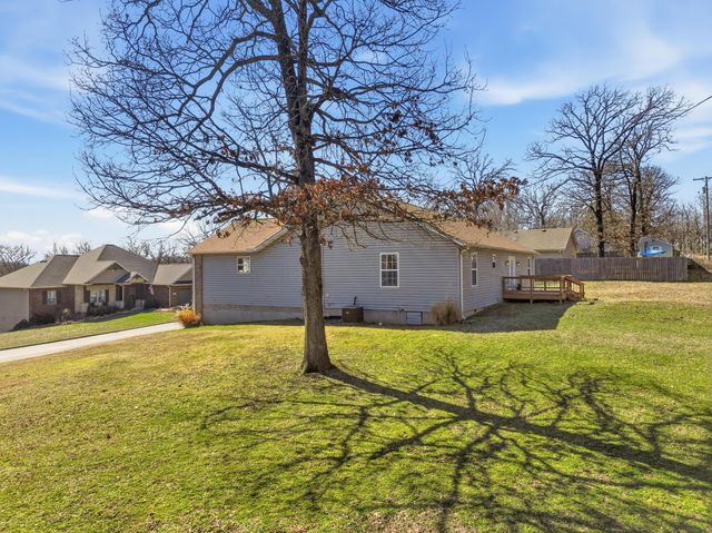 121 Fawn Trail, Seneca, MO 64865