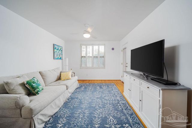 2007 E Gadsden St 105, Pensacola, FL 32501