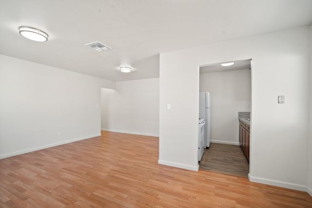 4359 Shining Star Dr #4, Sacramento, CA 95823