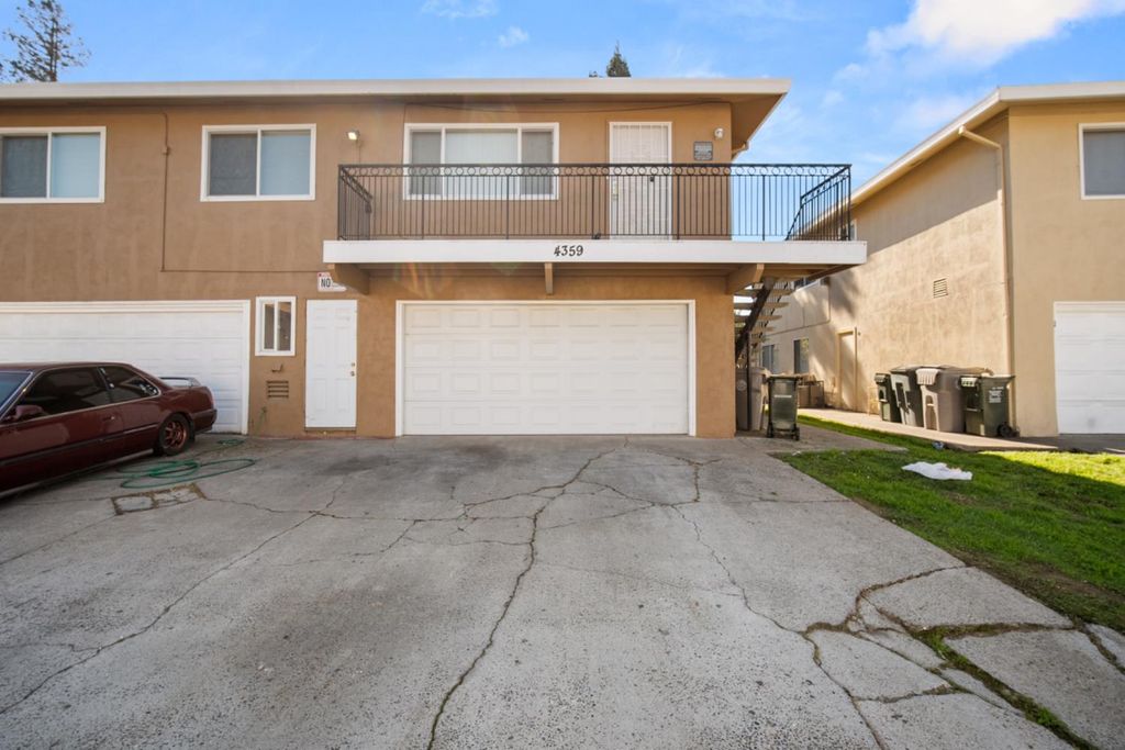 4359 Shining Star Dr #4, Sacramento, CA 95823