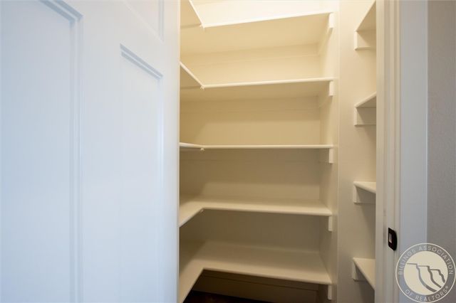 1712 Paynes Place, Laurel, MT 59044