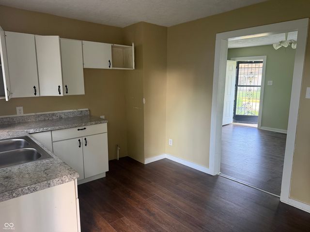 1618 W 17th Street, Anderson, IN 46016