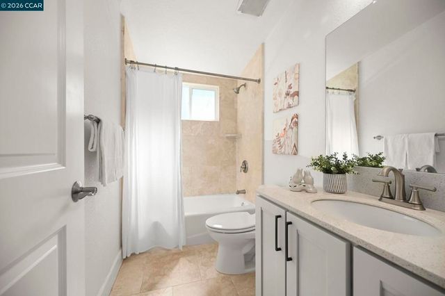 3782 Hitchcock Rd, Concord, CA 94518