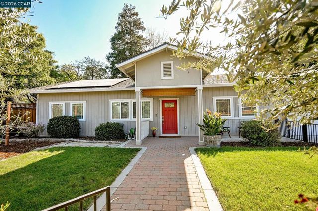 3782 Hitchcock Rd, Concord, CA 94518