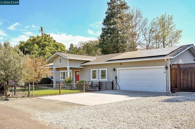 3782 Hitchcock Rd, Concord, CA 94518