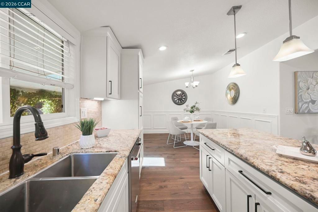 Image 11 of property listing at 3782 Hitchcock Rd, Concord, CA 94518