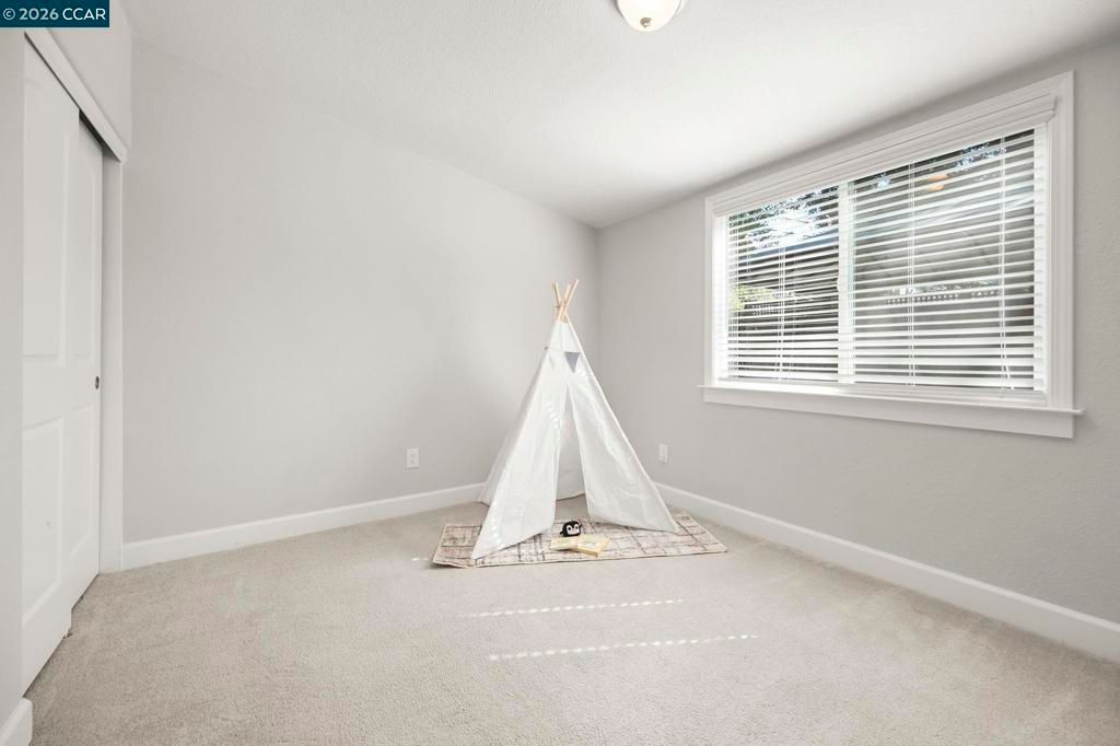 Image 17 of property listing at 3782 Hitchcock Rd, Concord, CA 94518