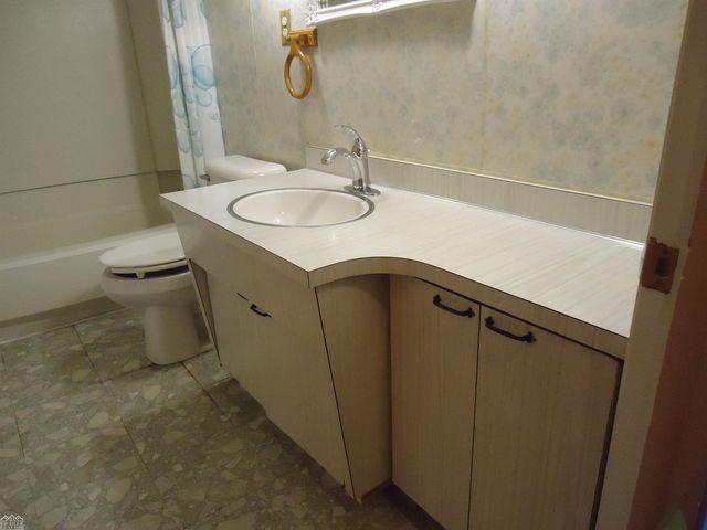 2075 S Plank Road, Marine City, MI 48039