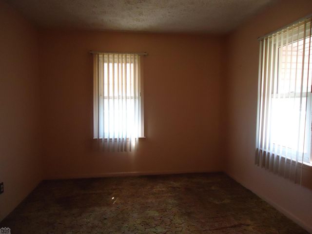 2075 S Plank Road, Marine City, MI 48039