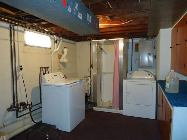 2075 S Plank Road, Marine City, MI 48039