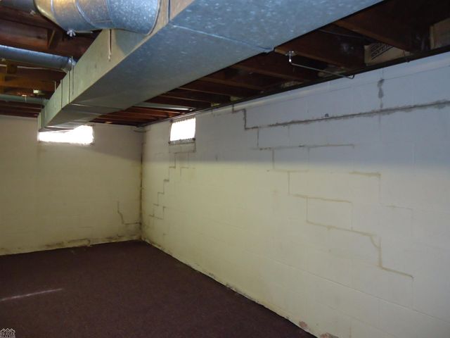 2075 S Plank Road, Marine City, MI 48039