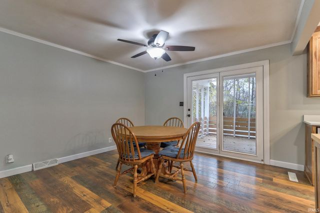 806 Treelane Drive, Newburgh, IN 47630