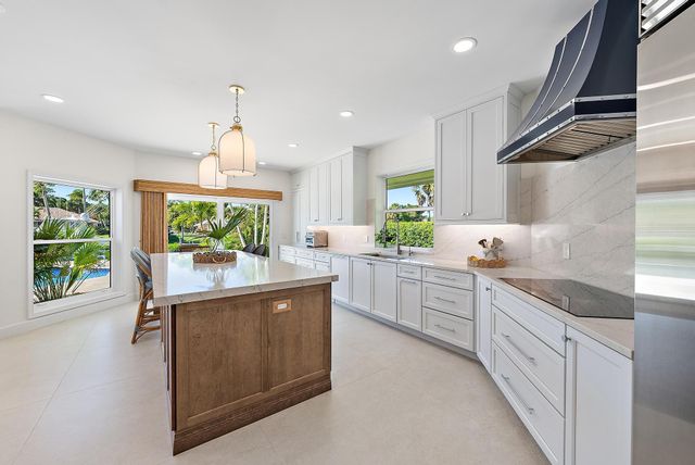 19 Island Road, Sewalls Point, FL 34996