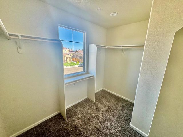 663 Pinelli Drive, Los Banos, CA 93635