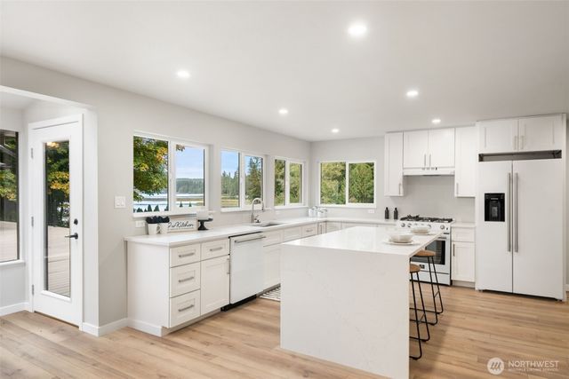 27582 State Highway 104 NE, Kingston, WA 98346
