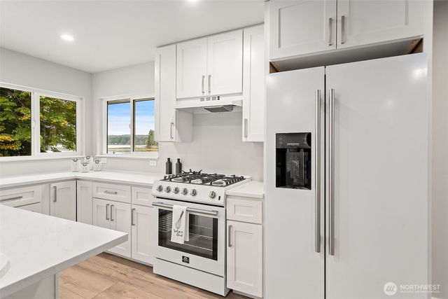 27582 State Highway 104 NE, Kingston, WA 98346