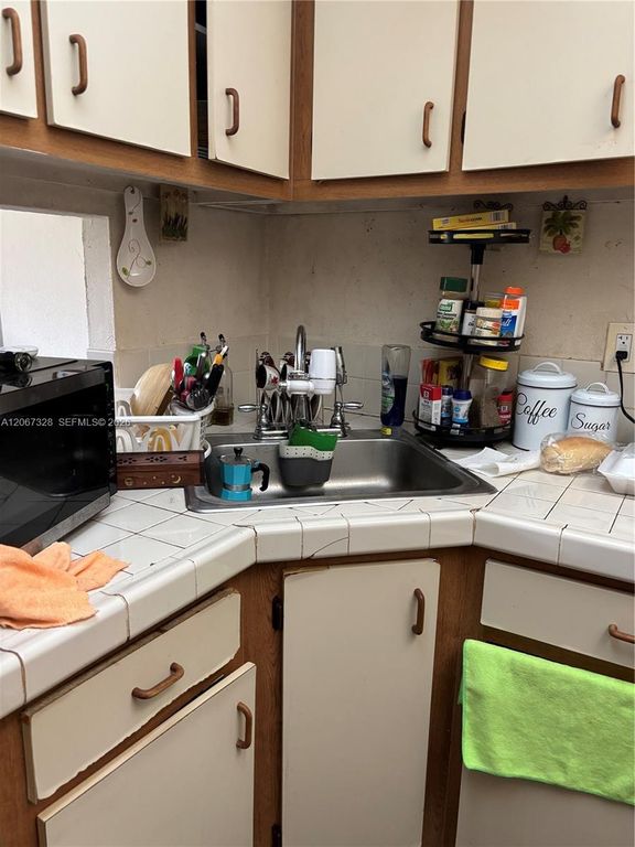 801 NW 47th Avenue 216W, Miami, FL 33126
