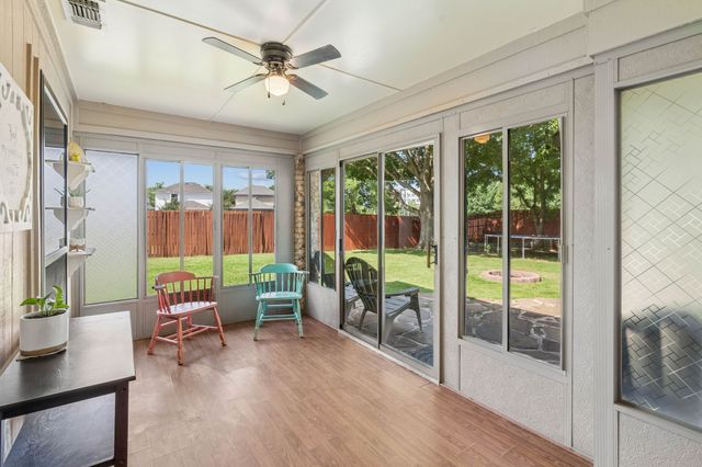 1907 Lansdown Court, Carrollton, TX 75010
