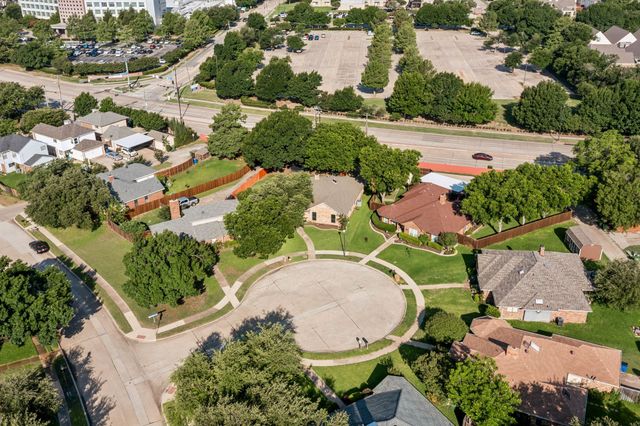 1907 Lansdown Court, Carrollton, TX 75010